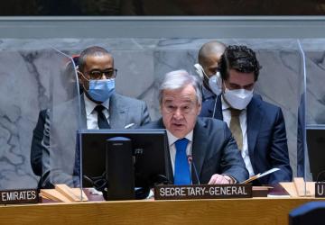 صورة للأمين العام للأمم المتحدة وهو يخاطب مجلس الأمن.