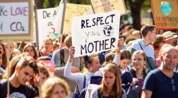 Protesta en El Día Internacional de la Madre Tierra