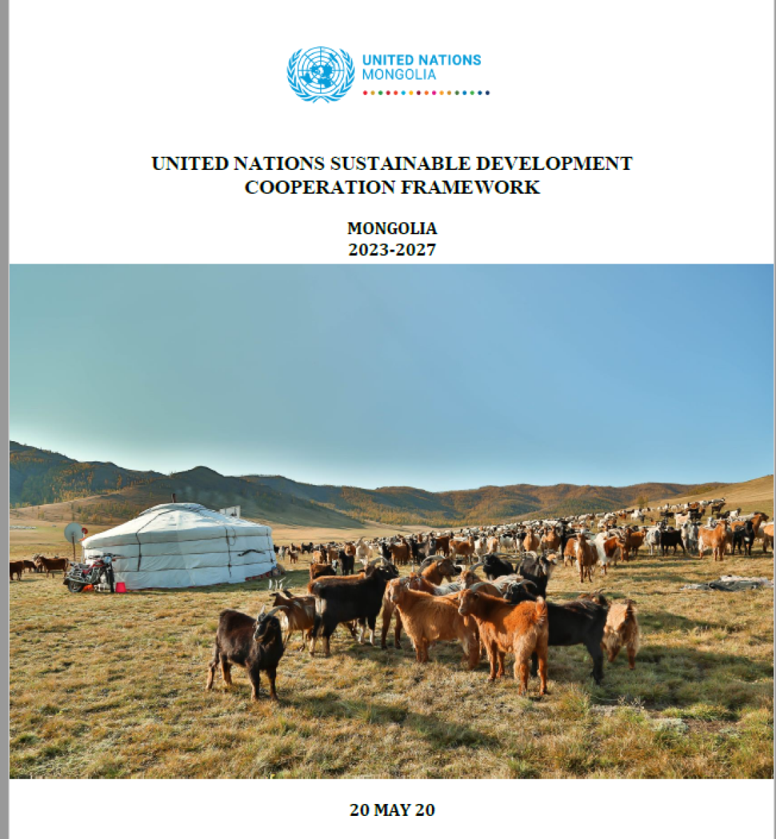 Se trata de un documento en fondo blanco con texto azul y negro. El logotipo del equipo de las Naciones Unidas en el país aparece en el centro, cenca de una fotografía de animales de pastoreo.