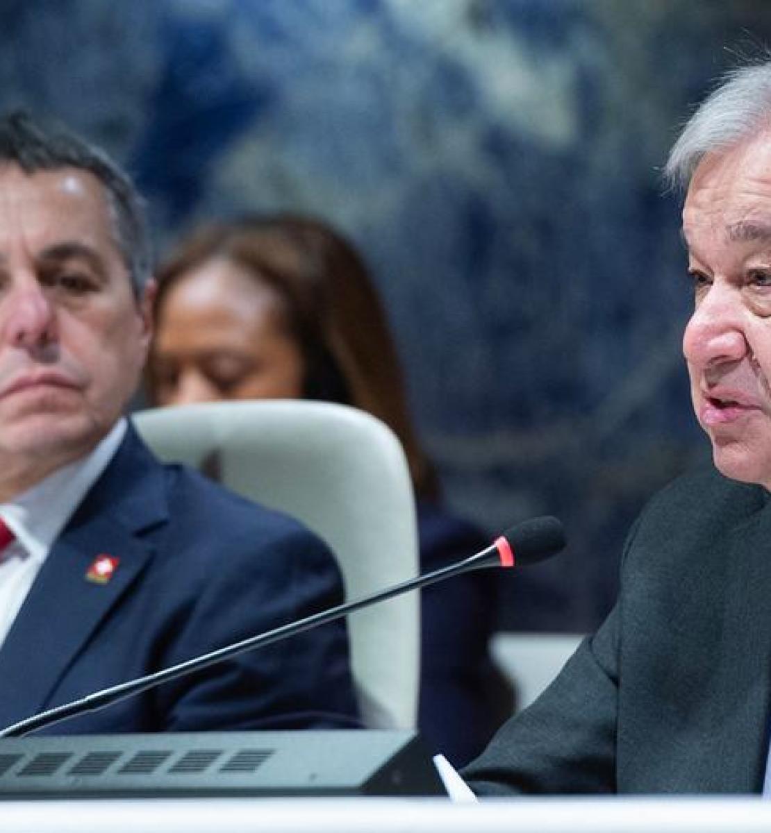 The UN Chief speaks into a microphone at a hearing on rebuilding in Pakistan, after flooding in the summer of 2022.