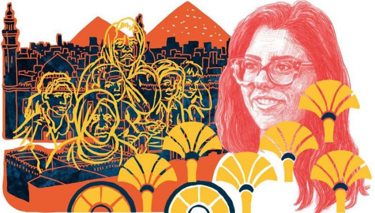 Dibujo que representa el retrato de una mujer sonriente con gafas y los contornos de varios otros rostros detrás de ella. En el fondo se ven edificios de la ciudad de El Cairo y dos pirámides.