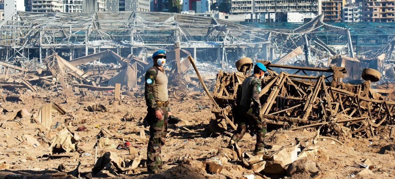 قائد قوات الاحتياط في بعثة يونيفيل خلال جولة لتقييم حجم الدمار الناجم عن انفجار مرفأ بيروت.