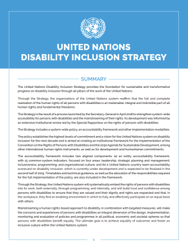الصفحة الأولى من دليل إدماج منظور الإعاقة مع شعار الأمم المتحدة في الأعلى.